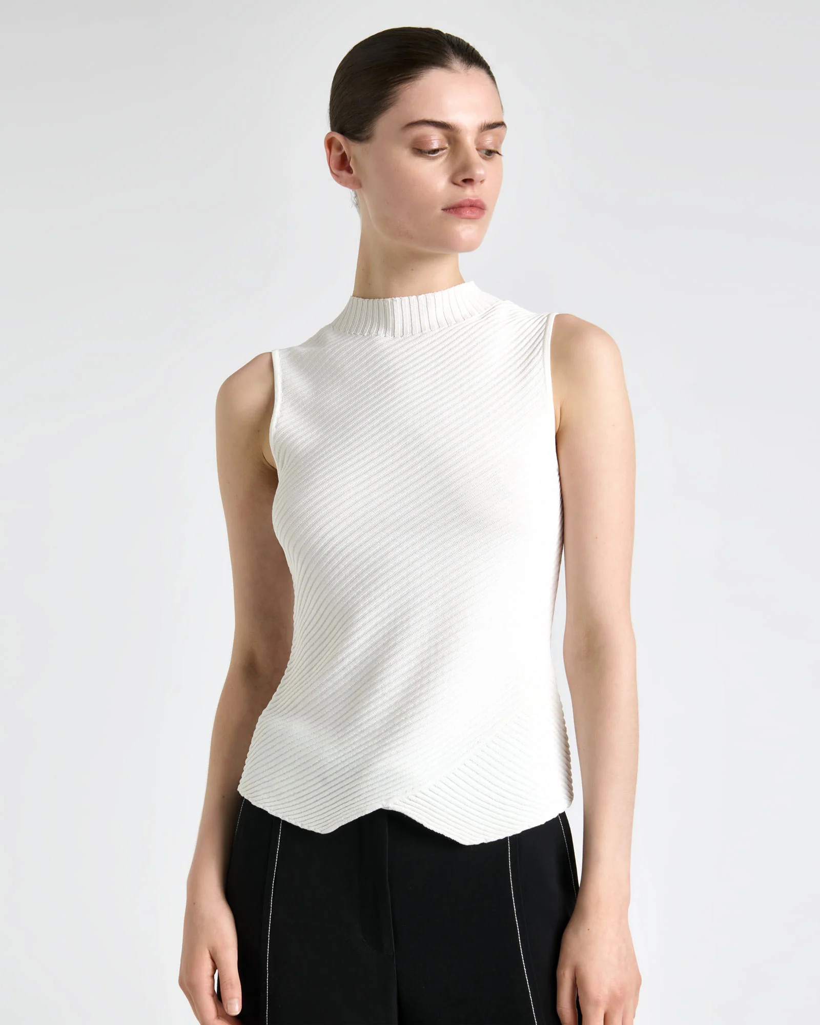 Diagonal Ribbed Knit Tank - Image 4