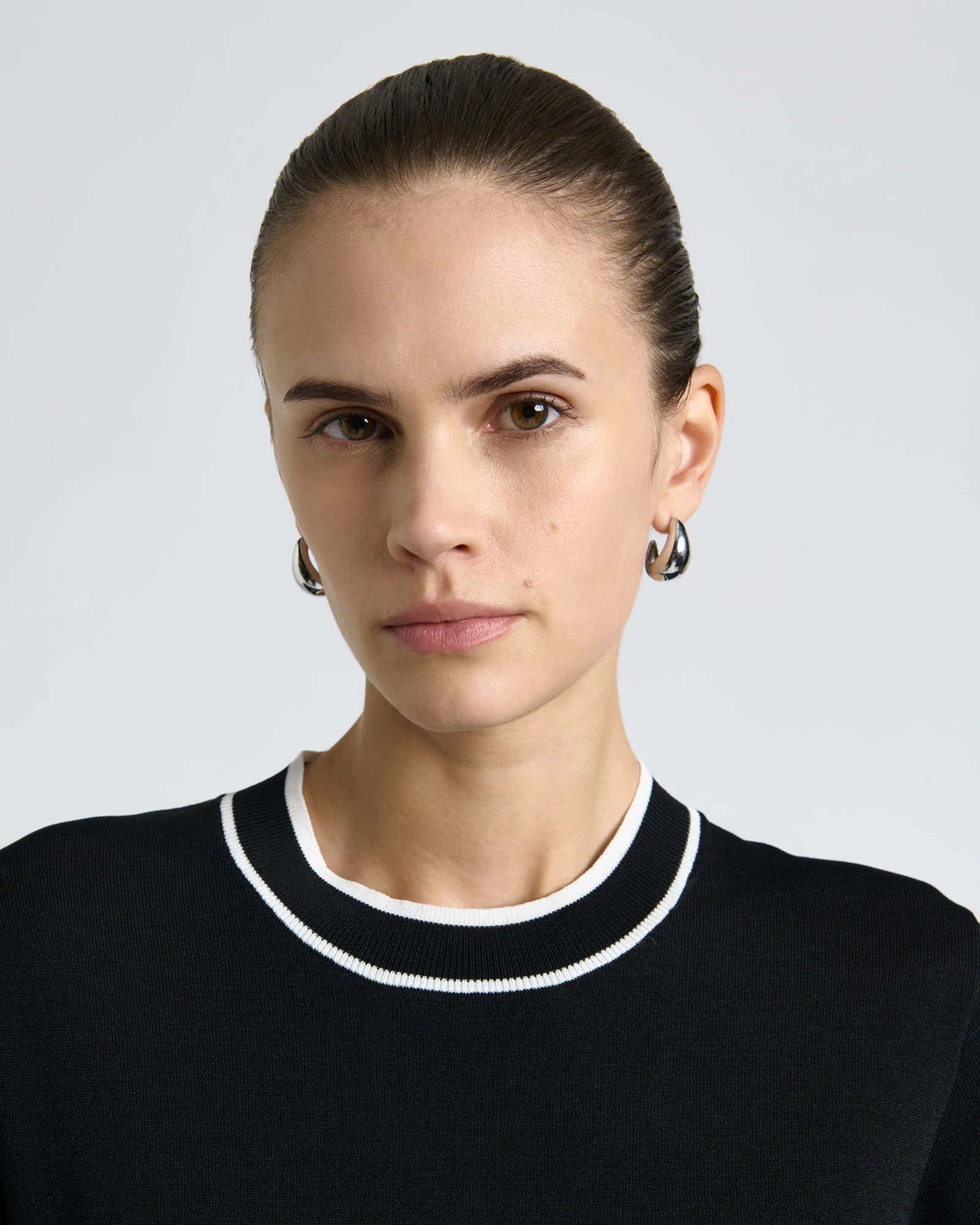 Knitted Tee with Contrast Tipping - Image 3