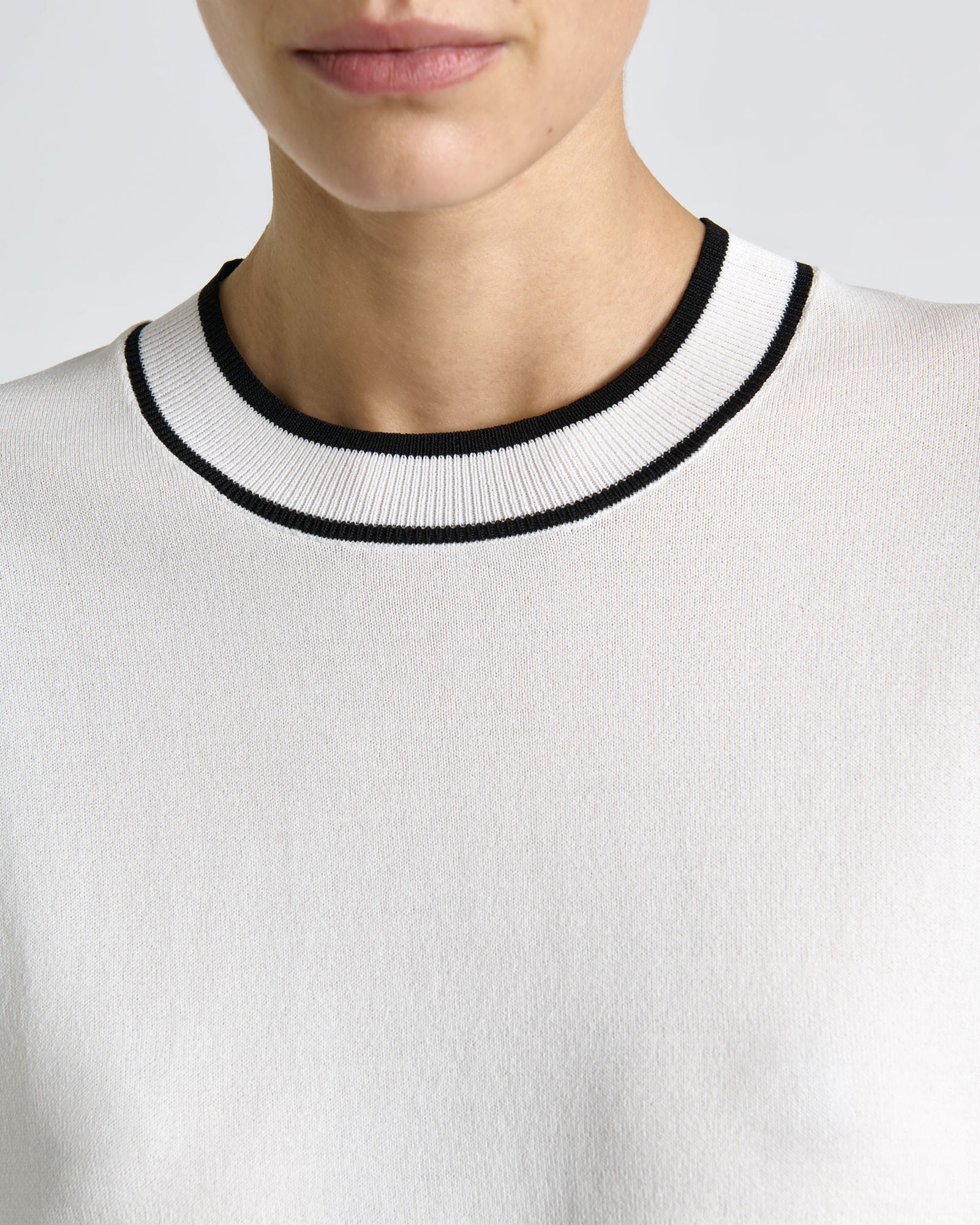Knitted Tee with Contrast Tipping - Image 7