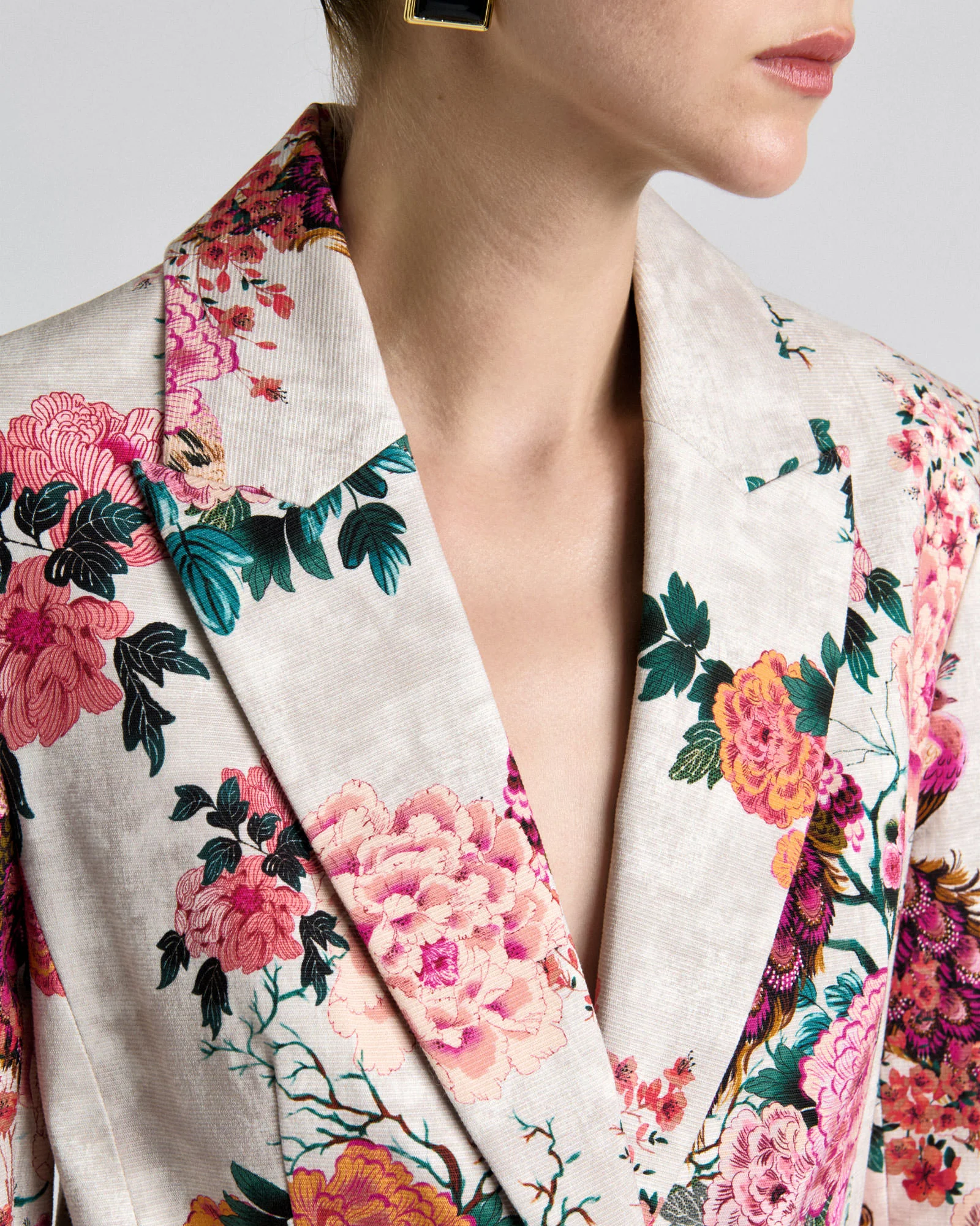 Parchment Peacock Garden Faille Blazer - Image 3