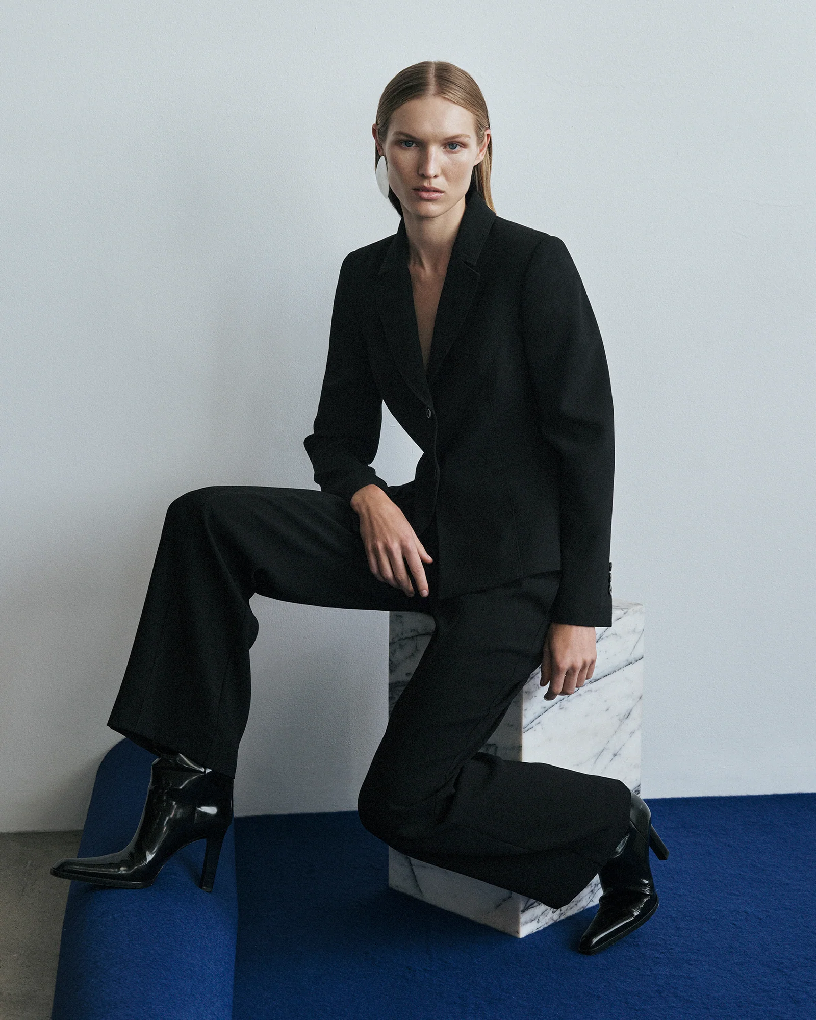 Recycled Crepe Cropped Jacket - Image 6